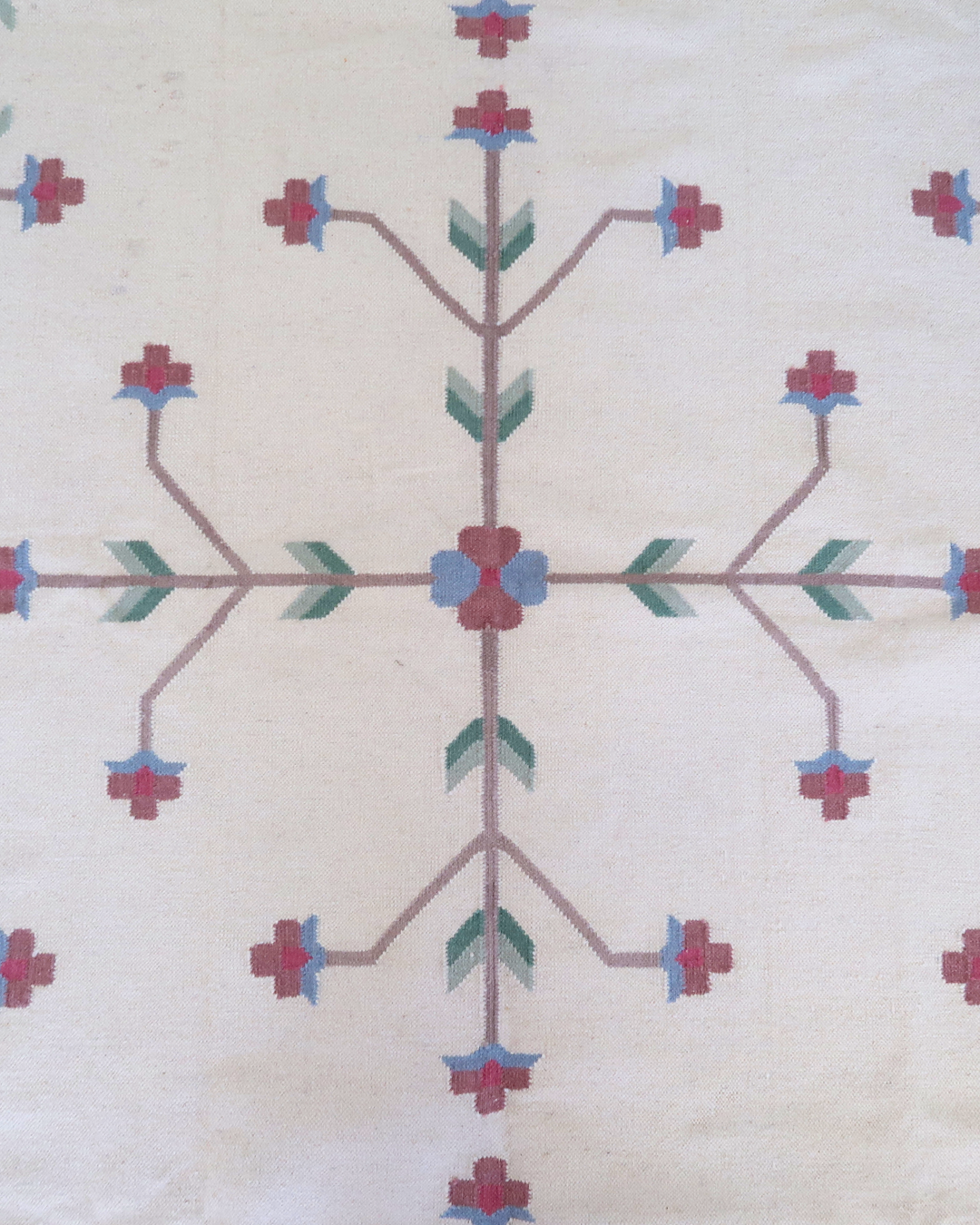 Green Flower Rug (Vintage)